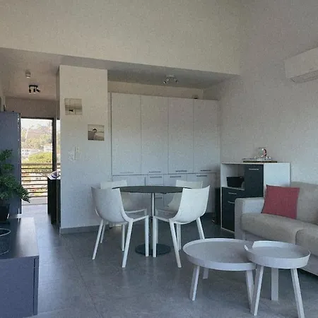 Fonctionnel 4p Avec Piscine Et Vue