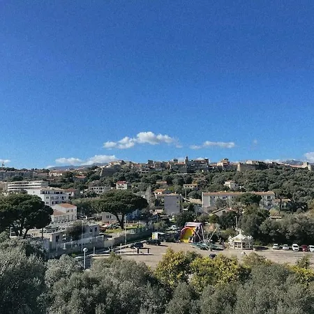 Fonctionnel 4p Avec Piscine Et Vue *